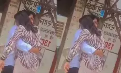 VIRAL: విడిపోయేటప్పుడు తెలిసిన బంధం విలువ.. కోర్టు మెట్లపై మళ్లీ ఒక్కటైన జంట VIRAL: విడిపోయేటప్పుడు తెలిసిన బంధం విలువ.. కోర్టు మెట్లపై మళ్లీ ఒక్కటైన జంట