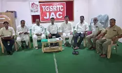 ఆర్టీసీని ప్రభుత్వంలో విలీనం చేయండి: ఆర్టీసీ జేఏసీ డిమాండ్
