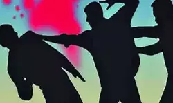 జొమాటో ఉద్యోగుల మధ్య ఘర్షణ.. ఇద్దరికీ గాయాలు జొమాటో ఉద్యోగుల మధ్య ఘర్షణ.. ఇద్దరికీ గాయాలు