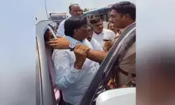 ఏం తమాషాలు చేస్తున్నారా : మాజీ ఎమ్మెల్యే కొప్పుల ఫైర్ ఏం తమాషాలు చేస్తున్నారా : మాజీ ఎమ్మెల్యే కొప్పుల ఫైర్