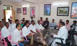 అభివృద్ధి పనుల్లో వేగం పెంచండి అభివృద్ధి పనుల్లో వేగం పెంచండి