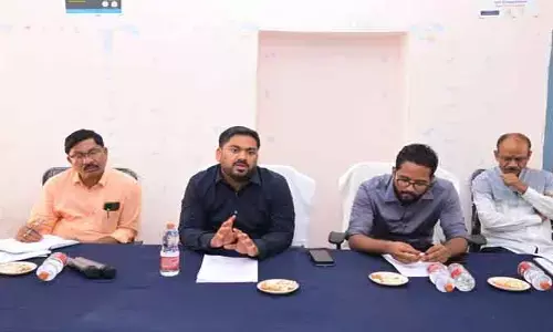 న‌ల్ల‌మ‌ల్ల చెంచుల అభివృద్ధికి అన్ని శాఖ‌లు ప‌ని చేయాలి : కలెక్టర్ హేమంత్ కేశవ్ పాటిల్