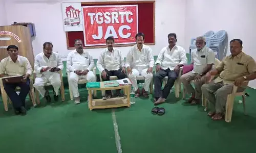ఆర్టీసీని ప్రభుత్వంలో విలీనం చేయండి: ఆర్టీసీ జేఏసీ డిమాండ్