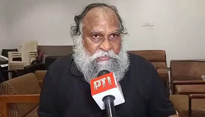 ఒక్క సీటు కోసం ఇంతలా దిగజారాలా.. టీపీసీసీ వర్కింగ్ ప్రెసిడెంట్ జగ్గారెడ్డి ఫైర్ ఒక్క సీటు కోసం ఇంతలా దిగజారాలా.. టీపీసీసీ వర్కింగ్ ప్రెసిడెంట్ జగ్గారెడ్డి ఫైర్