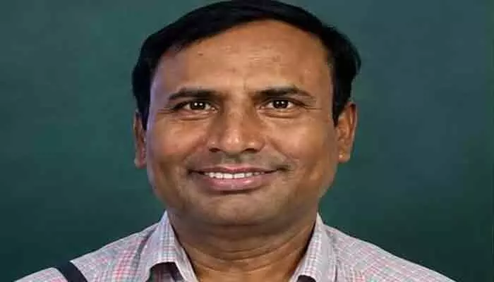 గురుకుల జూనియర్ కళాశాల లెక్చరర్ మృతి గురుకుల జూనియర్ కళాశాల లెక్చరర్ మృతి