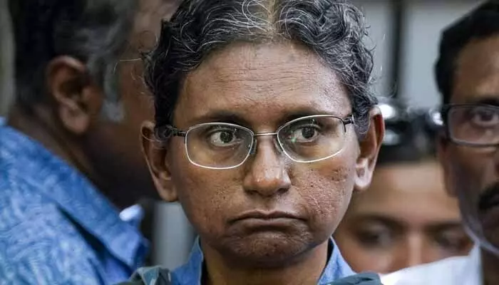 ఇది ప్రజాస్వామ్యానికి పెద్ద దెబ్బ.. పిటిషన్ తిరస్కరణపై మీనాక్షి నటరాజన్ ఆవేదన ఇది ప్రజాస్వామ్యానికి పెద్ద దెబ్బ.. పిటిషన్ తిరస్కరణపై మీనాక్షి నటరాజన్ ఆవేదన