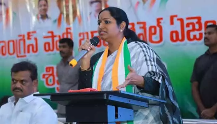 ఓటు హక్కు పరిరక్షణలో కాంగ్రెస్ కార్యకర్తలు యోధుల్లా పనిచేయాలి ఓటు హక్కు పరిరక్షణలో కాంగ్రెస్ కార్యకర్తలు యోధుల్లా పనిచేయాలి
