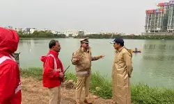 భారీ వర్షాలు.. క్షేత్రస్థాయిలో డీజీపీ సీవీ ఆనంద్ పర్యటన భారీ వర్షాలు.. క్షేత్రస్థాయిలో డీజీపీ సీవీ ఆనంద్ పర్యటన