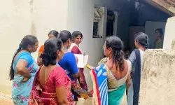 గ్రామాలను జల్లెడ పడుతున్న ప్రైవేటు విద్యాసంస్థలు