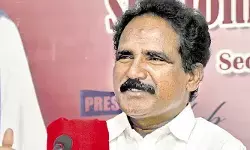 ప్రభుత్వ పాఠశాలల మూసివేతపై ప్రకటనను సీఎం ఉపసంహరించుకోవాలి ప్రభుత్వ పాఠశాలల మూసివేతపై ప్రకటనను సీఎం ఉపసంహరించుకోవాలి