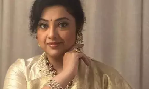 నాకు ఆ హీరోయిన్‌తో గట్టి పోటీ ఉండేది: మీనా ఆసక్తికర వ్యాఖ్యలు