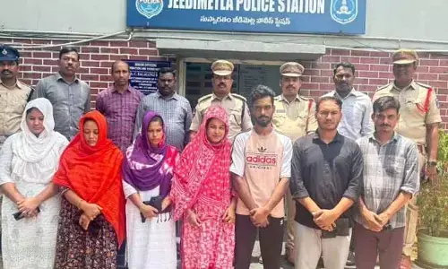 Bangladeshis : హైదరాబాద్‌లో ఏడుగురు బంగ్లాదేశీయుల అరెస్ట్