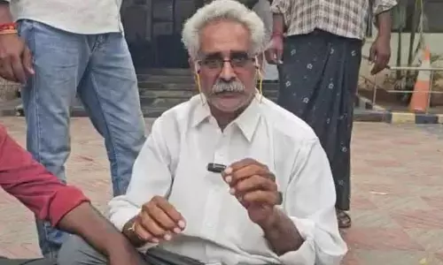 పోలీస్ స్టేషన్ ఎదుట టీడీపీ నేత పులిమి రామిరెడ్డి ధర్నా