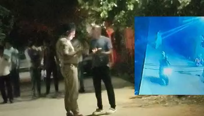 నడిరోడ్డుపై రిటైర్డ్ ఎస్సైకి ఊహించని షాక్.. రెండు తులాల గొలుసు మాయం! నడిరోడ్డుపై రిటైర్డ్ ఎస్సైకి ఊహించని షాక్.. రెండు తులాల గొలుసు మాయం!