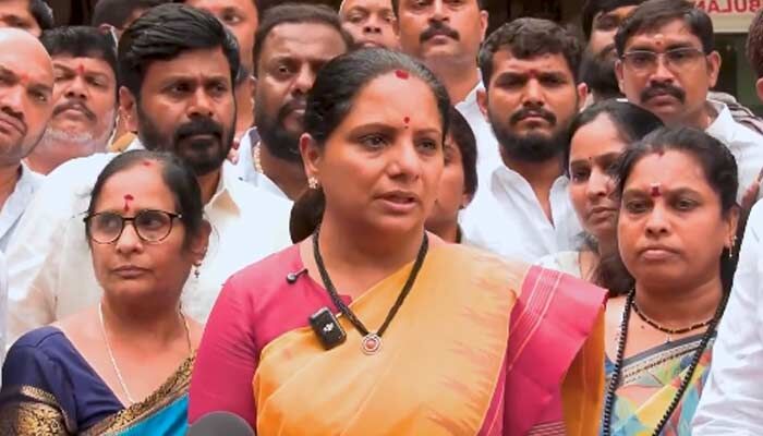 మైనర్లపై జరుగుతున్న దాడులపై రేవంత్ రెడ్డి స్పందించాలి: కవిత