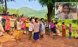 కలెక్టర్ మేడం గారు.. మాకు బడి కావాలి! ఆ జిల్లాలో గిరిజన విద్యార్థుల వినూత్న నిరసన కలెక్టర్ మేడం గారు.. మాకు బడి కావాలి! ఆ జిల్లాలో గిరిజన విద్యార్థుల వినూత్న నిరసన