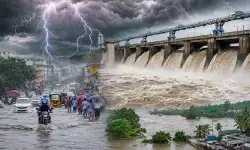 ఏపీలో దంచికొడుతున్న భారీ వర్షాలు.. ఆ జిల్లాలకు వాతావరణ శాఖ హెచ్చరిక ఏపీలో దంచికొడుతున్న భారీ వర్షాలు.. ఆ జిల్లాలకు వాతావరణ శాఖ హెచ్చరిక