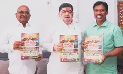 నిరుద్యోగ యువత ఆశలు నిజం చేస్తాం.. ‘వార్షిక-2025’ పుస్తకాన్ని ఆవిష్కరించిన మంత్రి పొన్నం నిరుద్యోగ యువత ఆశలు నిజం చేస్తాం.. ‘వార్షిక-2025’ పుస్తకాన్ని ఆవిష్కరించిన మంత్రి పొన్నం