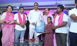 సర్ ప్రక్రియతో దేశవ్యాప్తంగా బీజేపీ ప్రభుత్వం ఓట్లు తొలిగిస్తుంది సర్ ప్రక్రియతో దేశవ్యాప్తంగా బీజేపీ ప్రభుత్వం ఓట్లు తొలిగిస్తుంది