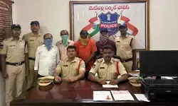 మెట్పల్లి తహసీల్దార్ సంతకం, స్టాంప్ పోర్జరీ... మెట్పల్లి తహసీల్దార్ సంతకం, స్టాంప్ పోర్జరీ...