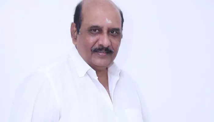 MS Raju: ‘దేవి’ కథను మొదట చిరంజీవి గారికే చెప్పాను.. ఆయన ఇచ్చిన సలహా అదే MS Raju: ‘దేవి’ కథను మొదట చిరంజీవి గారికే చెప్పాను.. ఆయన ఇచ్చిన సలహా అదే