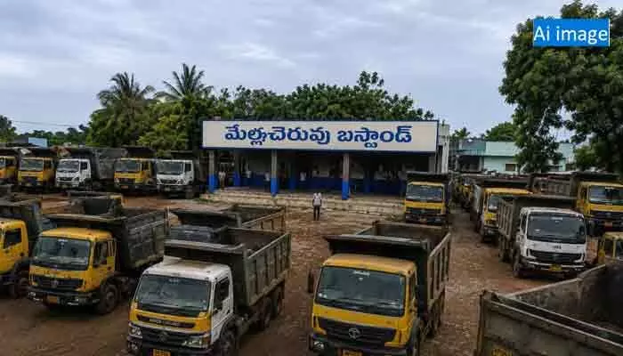 ప్రయాణికులు బయట.. టిప్పర్లు లోపల! ప్రయాణికులు బయట.. టిప్పర్లు లోపల!