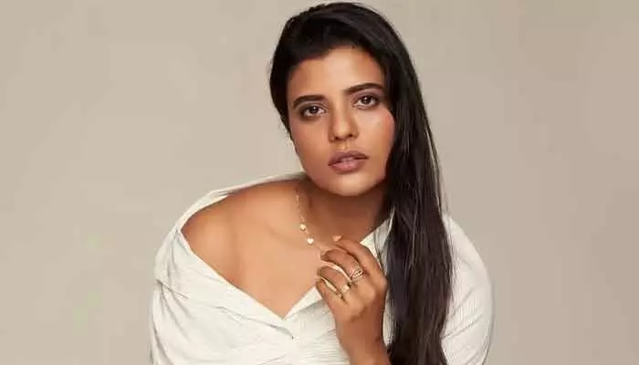 ఆ సమయంలో నా సినీ కెరీర్ ముగిసిపోతుందనుకున్నా.. నరకం చూశానంటూ ఐశ్వర్య రాజేష్ ఎమోషనల్ కామెంట్స్ ఆ సమయంలో నా సినీ కెరీర్ ముగిసిపోతుందనుకున్నా.. నరకం చూశానంటూ ఐశ్వర్య రాజేష్ ఎమోషనల్ కామెంట్స్