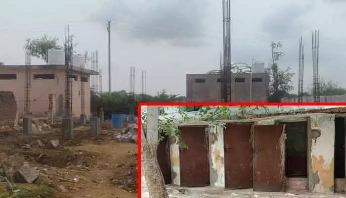 సర్కార్ మొద్దు నిద్ర.. మోడల్ స్కూల్లో ఏర్పాటు కాని కిచెన్ షెడ్ సర్కార్ మొద్దు నిద్ర.. మోడల్ స్కూల్లో ఏర్పాటు కాని కిచెన్ షెడ్