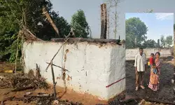 పూరి గుడిసె దగ్ధం.. రూ.1.75 లక్షల నగదు, పట్టా పాస్ పుస్తకాలు బూడిద పూరి గుడిసె దగ్ధం.. రూ.1.75 లక్షల నగదు, పట్టా పాస్ పుస్తకాలు బూడిద