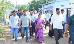కొల్లాపూర్లో జిల్లా కలెక్టర్ ఆకస్మిక తనిఖీ కొల్లాపూర్లో జిల్లా కలెక్టర్ ఆకస్మిక తనిఖీ