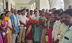 వీఓఏల సమస్యల పరిష్కారానికి ఎమ్మెల్యే వంశీకృష్ణ ప్రత్యేక చొరవ.. వీఓఏల సమస్యల పరిష్కారానికి ఎమ్మెల్యే వంశీకృష్ణ ప్రత్యేక చొరవ..