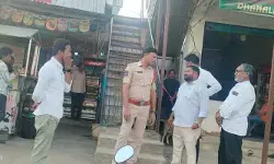డాగ్ స్క్వాడ్తో పోలీసుల విస్తృత తనిఖీలు.. డాగ్ స్క్వాడ్తో పోలీసుల విస్తృత తనిఖీలు..
