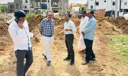 త్వరలో డ్రైనేజీ పనులు పూర్తి చేస్తాం త్వరలో డ్రైనేజీ పనులు పూర్తి చేస్తాం