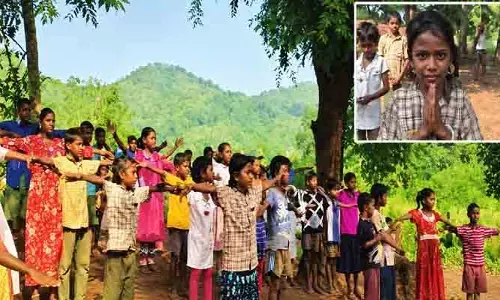 యోగాసనాలతో బడి కోసం పోరాటం.. కలెక్టర్ మేడం గారికి చిన్నారుల విజ్ఞప్తి
