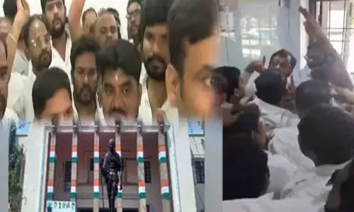 గాంధీభవన్‌లో మళ్ళీ రచ్చ..  జహీరాబాద్‌ కాంగ్రెస్ నేతల ఆందోళన ఉద్రిక్తత