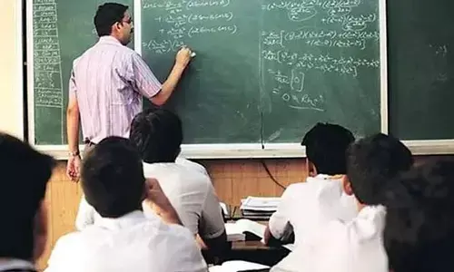 డిగ్రీ గెస్ట్ లెక్చరర్స్‌కు న్యాయం ఎప్పుడు?