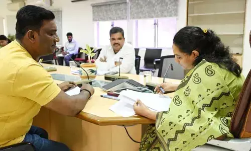 మూడు మున్సిపల్ కార్పొరేషన్లలో ప్రజావాణి.. మొత్తం 194 ఫిర్యాదులు, సీఎంసీలోనే అత్యధికం