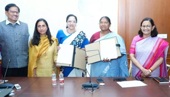 ఇక అంగన్వాడీలకు శిక్షణ.. కీలక ఒప్పందం చేసుకున్న రాష్ట్ర ప్రభుత్వం ఇక అంగన్వాడీలకు శిక్షణ.. కీలక ఒప్పందం చేసుకున్న రాష్ట్ర ప్రభుత్వం