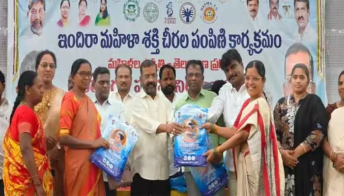 మహిళా సాధికారతకు ప్రభుత్వం పెద్దపీట.. మహిళా సాధికారతకు ప్రభుత్వం పెద్దపీట..
