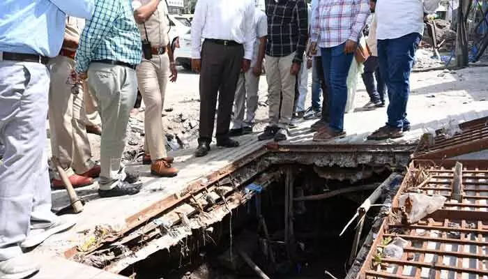 స్లాబులు తొలగించండి: హైడ్రా కమిషనర్ ఆదేశం స్లాబులు తొలగించండి: హైడ్రా కమిషనర్ ఆదేశం