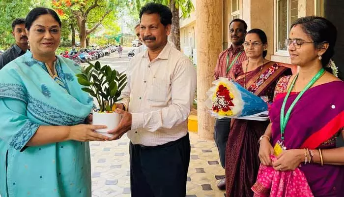 చర్లపల్లి సెంట్రల్ జైలులో ఐటీఐ ఏర్పాటు.. ఖైదీల జీవితాలకు కొత్త దారి చర్లపల్లి సెంట్రల్ జైలులో ఐటీఐ ఏర్పాటు.. ఖైదీల జీవితాలకు కొత్త దారి