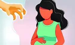 పనిమనిషిని గర్భవతిని చేసిన వ్యాపారి కొడుకు.. పనిమనిషిని గర్భవతిని చేసిన వ్యాపారి కొడుకు..