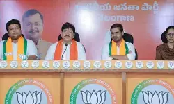 రేవంత్ రెడ్డి అసమర్ధ పాలనను కప్పిపుచ్చు కోనేందుకే కేంద్రంపై నిందలు: ఎమ్మెల్యే రేవంత్ రెడ్డి అసమర్ధ పాలనను కప్పిపుచ్చు కోనేందుకే కేంద్రంపై నిందలు: ఎమ్మెల్యే