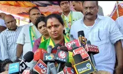 ఇచ్చిన హామీ మేరకు తుమ్మిడిహెట్టి ప్రాజెక్టును పూర్తి చేయండి : కవిత ఇచ్చిన హామీ మేరకు తుమ్మిడిహెట్టి ప్రాజెక్టును పూర్తి చేయండి : కవిత