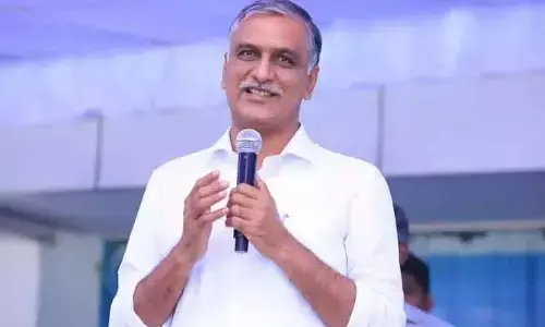 వడ్లు కొనే తెలివి లేదు బీఆర్ఎస్‌ను మొలకెత్తనివ్వవా?..రేవంత్ రెడ్డిపై హరీశ్ రావు