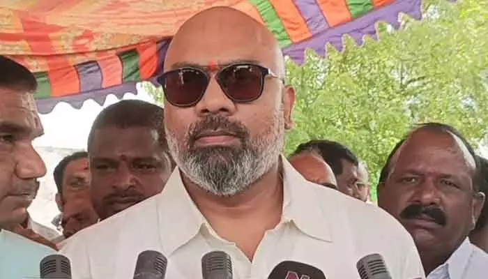 పిప్రి ఊరు మరో బెంగాల్ అవుతోంది: ఎంపీ ధర్మపురి అరవింద్ పిప్రి ఊరు మరో బెంగాల్ అవుతోంది: ఎంపీ ధర్మపురి అరవింద్