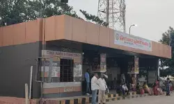 టీజీ ఆర్టీసీ ప్రయాణ ప్రాంగణంలో నిరుపయోగంగా మరుగుదొడ్లు : ప్రయాణికుల ఇక్కట్లు టీజీ ఆర్టీసీ ప్రయాణ ప్రాంగణంలో నిరుపయోగంగా మరుగుదొడ్లు : ప్రయాణికుల ఇక్కట్లు