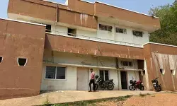 ఖాకీకి కరువైన కనీస సౌకర్యాలు..!