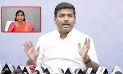 ‘మేకప్ మంత్రి’ వ్యాఖ్యల దుమారం: తగ్గేలేదంటూ అమర్నాథ్ స్టేట్మెంట్ ‘మేకప్ మంత్రి’ వ్యాఖ్యల దుమారం: తగ్గేలేదంటూ అమర్నాథ్ స్టేట్మెంట్