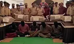 ఐదుగురు అంతర్జాయ డ్రగ్ స్మగ్లర్ల అరెస్ట్... 200 కేజీల గంజాయి పట్టివేత ఐదుగురు అంతర్జాయ డ్రగ్ స్మగ్లర్ల అరెస్ట్... 200 కేజీల గంజాయి పట్టివేత